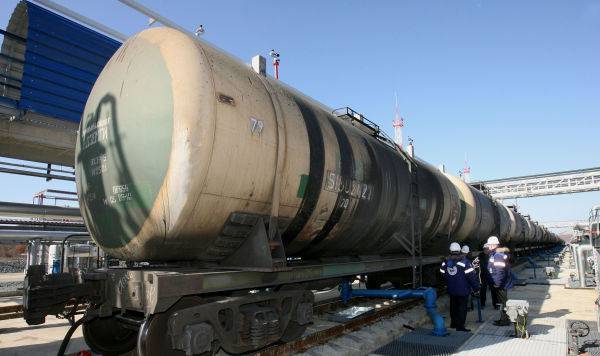 Игорь Юшков - Нефтяные хитрости: почему белорусы "не могут" решить вопрос с поставками - lv.baltnews.com - Россия - Белоруссия - Латвия