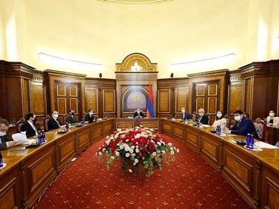 Никола Пашинян - Акоп Аршакян - Зарплата сотрудников Министерства высокотехнологической промышленности Армении выросла на 28% - news.am - Армения