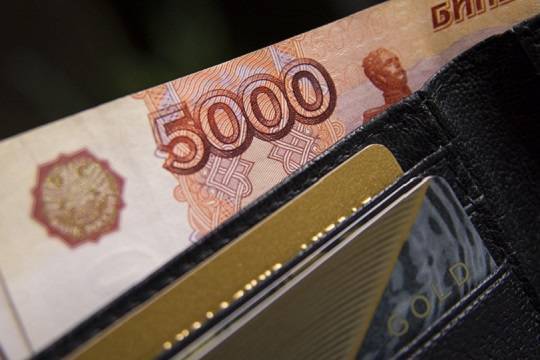Никас Сафронов прокомментировал жалобы «бедствующих» в период пандемии российских звезд - versia.ru