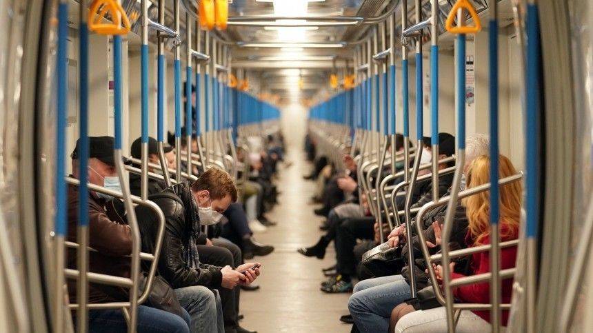 Андрей Воробьев - Пассажиров без масок не пустят в общественный транспорт Подмосковья с 12 мая - 5-tv.ru - Московская обл.