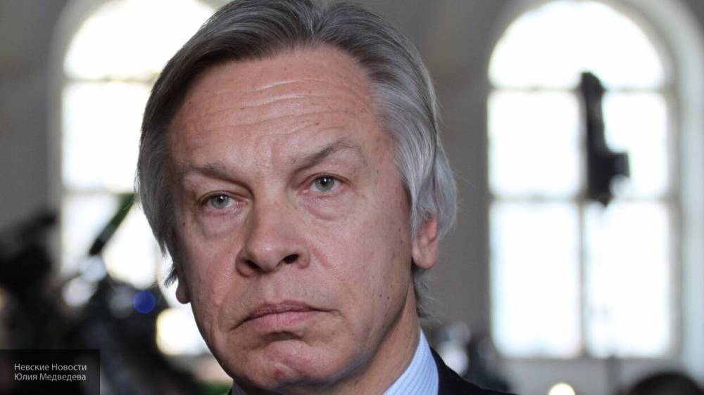 Алексей Пушков - Андрей Мельник - Пушков назвал "мелким фактом" отказ посла Украины от участия в церемонии в Берлине - polit.info - Россия - Украина - Киев - Германия - Берлин