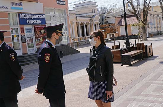 Сергей Аксенов - Власти Крыма хотят проверить все приморские посёлки на предмет законности пребывания приезжих - pnp.ru - Крым - Приморье край