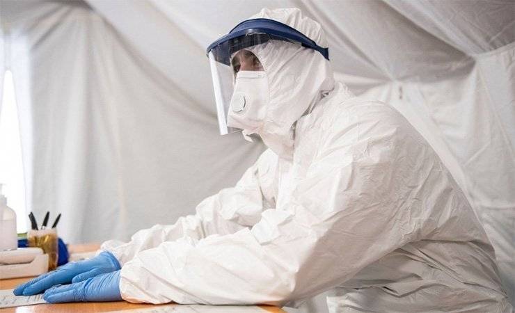 Жаловавшийся на нехватку средств защиты российский врач выпал из окна - gomel.today - Воронежская обл.