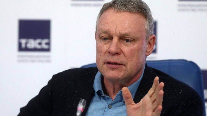 Сергей Жигунов - Оставшийся без квартиры и с многомиллионным долгом Сергей Жигунов оспаривает продажу своей недвижимости - 5-tv.ru - Россия - Волгоград