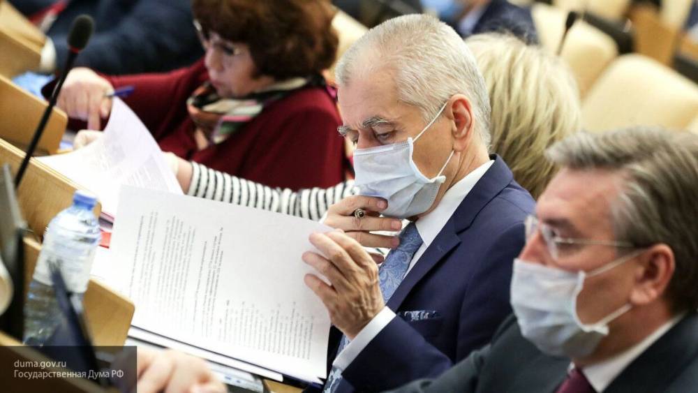Геннадий Онищенко - Онищенко напомнил о важности правильного ношения медицинских масок - nation-news.ru - Россия