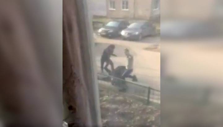 В Арзамасе задержаны двое подозреваемых в жестоком избиении местного жителя - vesti.ru - Россия - Нижегородская обл. - Арзамас