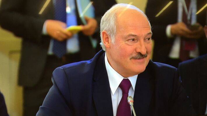 Александр Лукашенко - Ветеран осудил желание Лукашенко провести парад в разгар пандемии - polit.info - Москва - Белоруссия - Германия