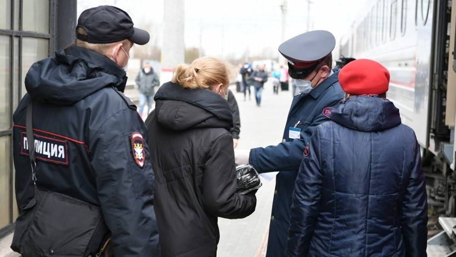 Артур Парфенчиков - Карелия ужесточила требования к приезжим - dp.ru - Россия - Карелия