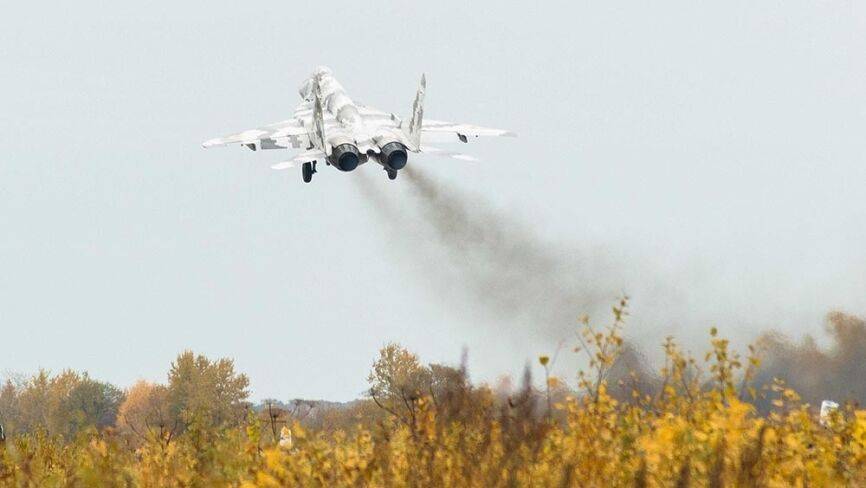 Кудряшов: Многочисленные вбросы о боевых самолетах РФ — часть предвыборного плана США - riafan.ru - Россия - США - Сирия - Ливия