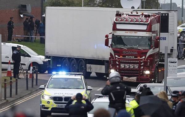 По делу о гибели 39 мигрантов в Британии задержан «Лысый герцог» - eadaily.com - Англия - Бельгия - Франция - Вьетнам - Ирландия - Эссекс