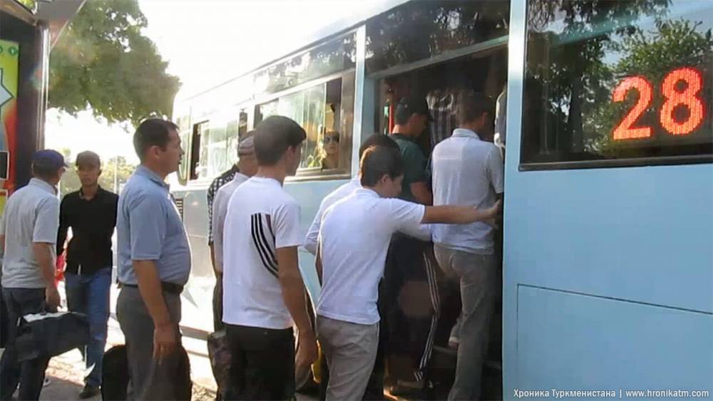 Гурбангулы Бердымухамедов - В Туркменистане будут страховать пассажиров всех видов транспорта - hronikatm.com - Туркмения