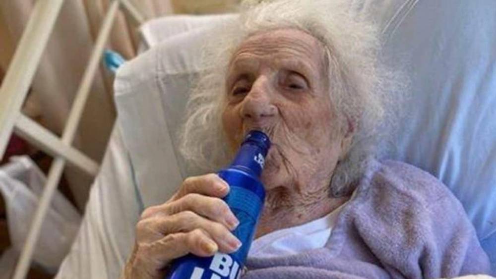 Берлин - 103-летняя пенсионерка победила коронавирус, хотя родственники уже прощались с ней - germania.one - USA - шт. Массачусетс - Бавария