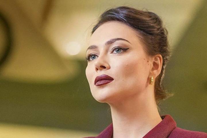 Настасья Самбурская - «Чтобы знали наших»: Самбурская в купальнике удивила кадрами с пляжа - mk.ru
