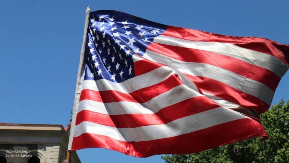 Джордж Флойд - СМИ сообщили, что в США продолжаются массовые протесты из-за смерти Флойда - polit.info - США - Протесты