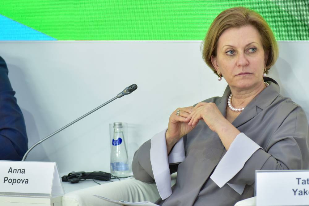 Анна Попова - Анна Попова рассказала, когда россиянам ждать вторую волну коронавируса - vm.ru - Россия