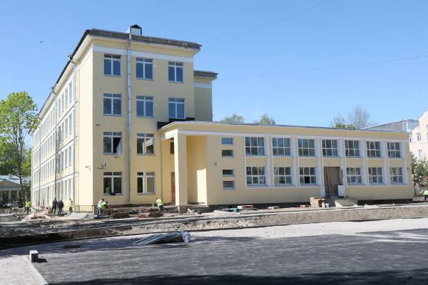 Александр Беглов - Губернатор Петербурга потребовал закончить ремонт гимназии № 406 в Пушкине к 1 сентября - abnews.ru - Петербурга - Новости - Петербург