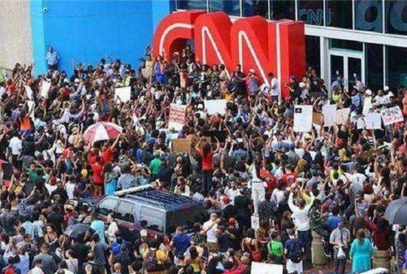 «Дело Флойда» в США: В Атланте манифестанты разгромили офис CNN - usa.one - США