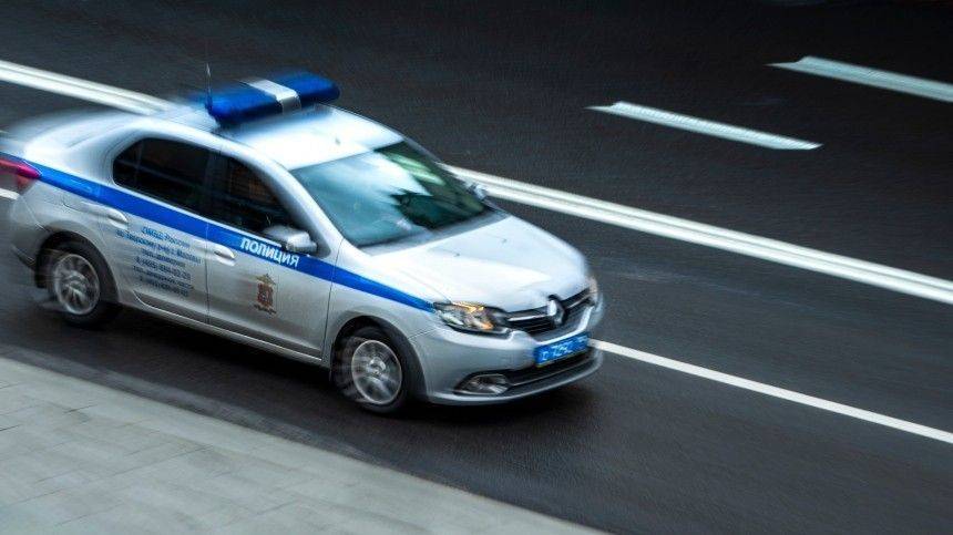 Стритрейсеров, устроивших гонки в Петербурге, доставили в полицию - 5-tv.ru - Россия - Санкт-Петербург