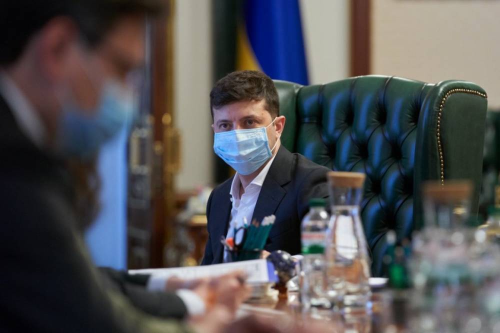 Владимир Зеленский - Зеленский подписал закон, который позволяет ФОПам не платить ЕСВ за месяцы, в которые они не получили прибыли - vkcyprus.com - Украина