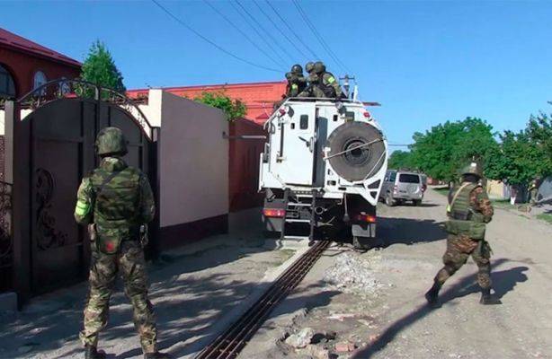 Бой в Сунже закончен, стрельбы нет, пожарные тушат горящее здание - eadaily.com
