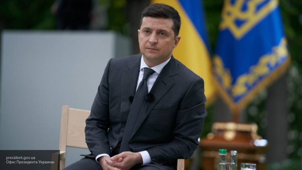 Владимир Зеленский - Зеленский опубликовал данные о доходах своей семьи за прошлый год - polit.info - Россия - Украина - Англия
