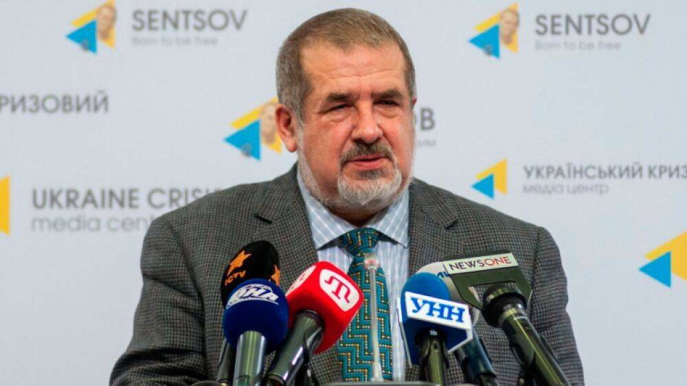 Владимир Зеленский - Рефат Чубаров - Глава меджлиса предложил Зеленскому выдворить всех россиян из Крыма - riafan.ru - Россия - Украина - Киев - Крым