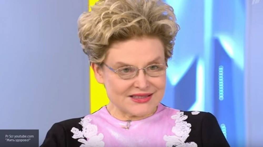 Елена Малышева - Ринат Максютов - Малышева восхитилась новой вакциной от коронавируса, которую можно закапать в нос - politros.com - Новосибирск