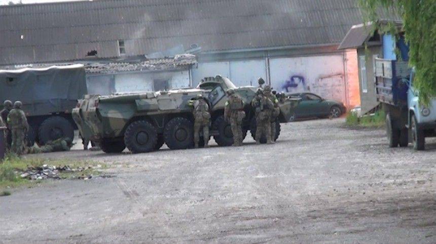 Опубликованы кадры спецоперации по ликвидации боевиков в Ингушетии - 5-tv.ru - респ. Ингушетия - Сунжа