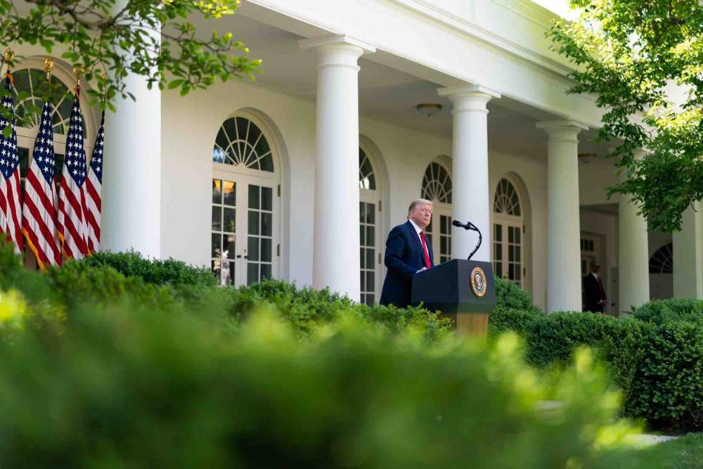 Дональд Трамп - Джордж Флойд - Трамп пообещал прекратить «насилие толпы» в США - vm.ru - США - шт.Флорида - Протесты