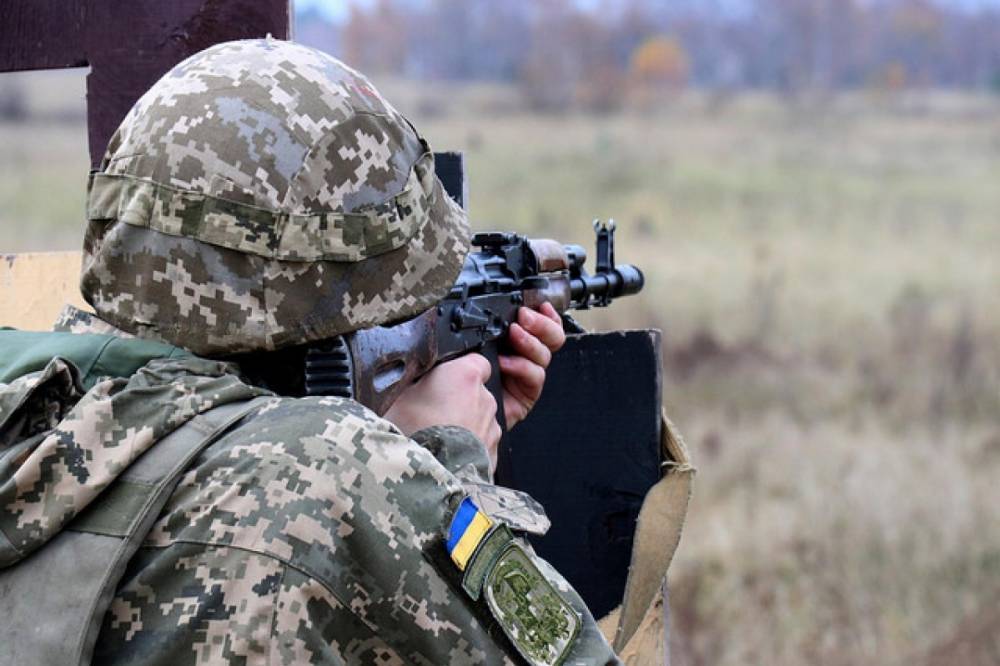 На Донбассе подразделения ООС открыли ответный огонь и ранили двух членов НВФ - vkcyprus.com - Обстрелы