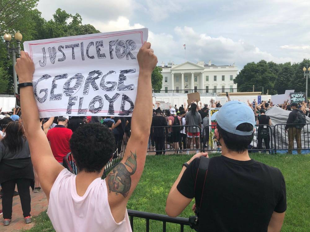 Дональд Трамп - Джордж Флойд - Трамп о протесте под Белым Домом: Если бы прорвались, их бы встретили злые собаки - 24tv.ua - США - Вашингтон - Протесты