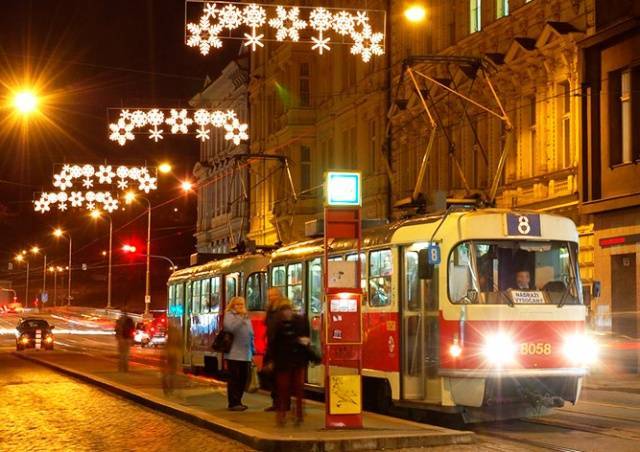 Как будет работать общественный транспорт Праги в зимние праздники - vinegret.cz - Чехия - Прага