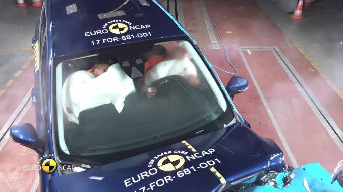 IIHS назвал автомобили, в которых чаще всего умирают люди при ДТП - piter.tv - Россия - США - county Ford