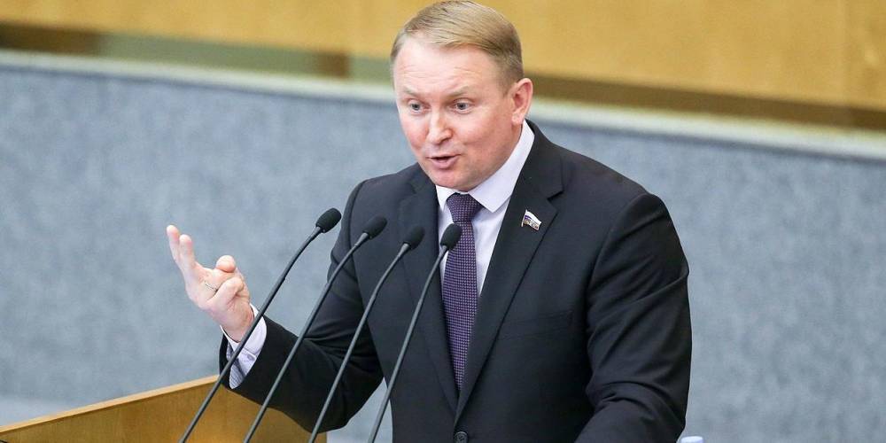 Илон Маск - Александр Шерин - "Космос будет за нами": в Госдуме заподозрили, что Маск собрал корабль из российских комплектующих - ruposters.ru - Москва