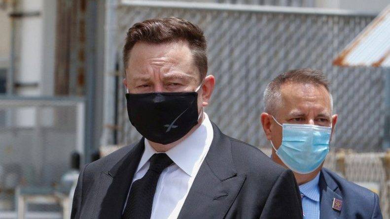 Илон Маск - Дмитрий Рогозин - Джеймс Брайденстайн - Маск ответил на шутку Рогозина о доставке астронавтов на МКС батутами - usa.one - США