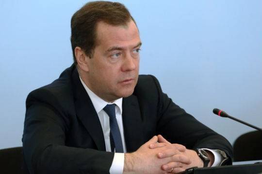 Дмитрий Медведев - Медведев прокомментировал желание США выйти из Договора по открытому небу - usa.one - Россия - США - Вашингтон