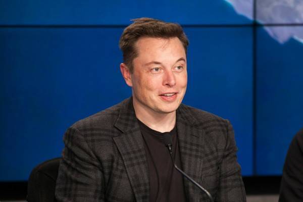 Илон Маск - Дмитрий Рогозин - Маск припомнил старую шутку из России о батуте - trud.ru - Россия - США - шт.Флорида