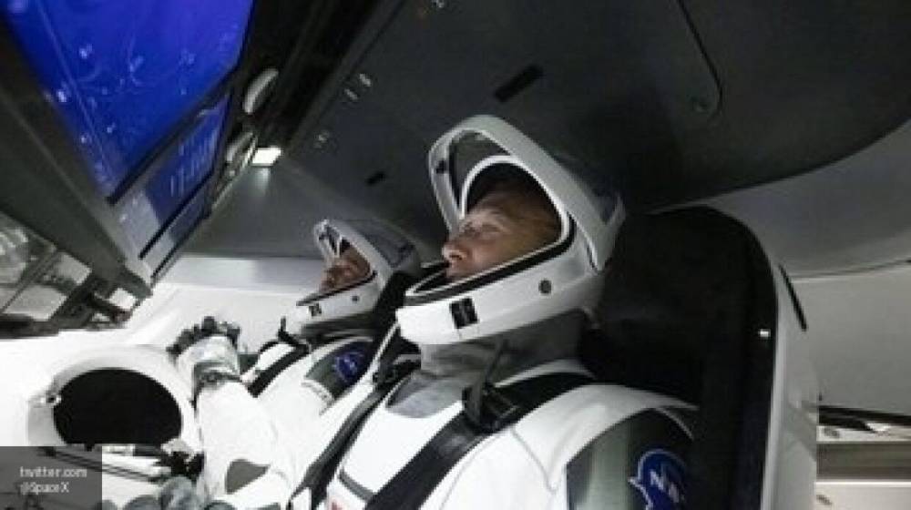 Илон Маск - Илон Маск - Владимир Устименко - Устименко заявил, что российские космонавты могут полететь к МКС на кораблях Илона Маска - polit.info
