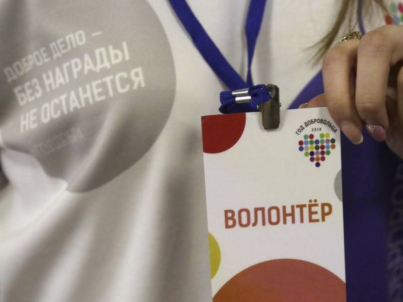 Михаил Мишустин - 145 миллионов из резервного фонда передадут на деятельность волонтеров - sobesednik.ru
