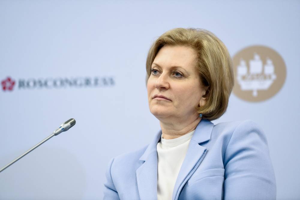 Анна Попова - Попова рассказала о связи течения коронавируса со свертываемостью крови - vm.ru - Россия