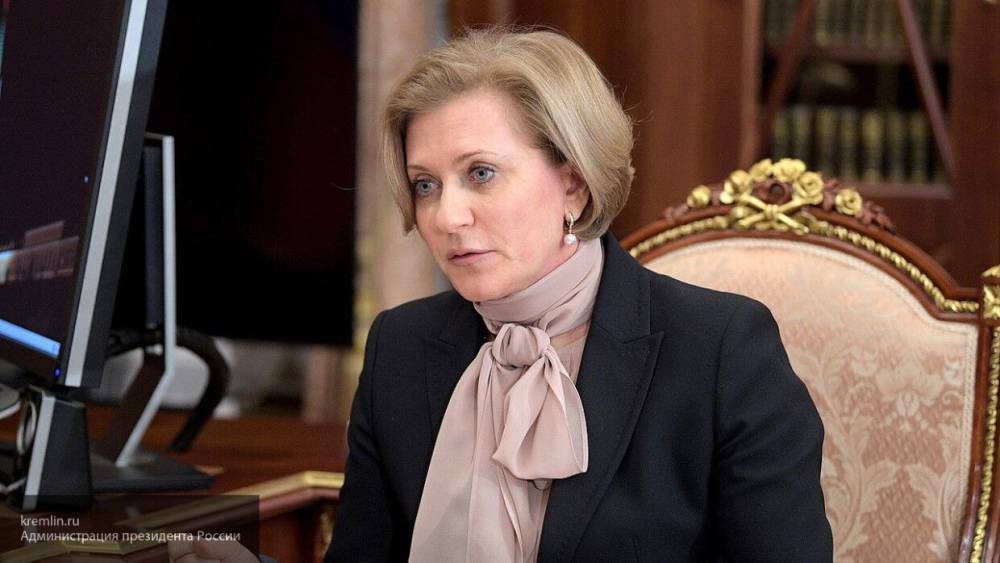 Анна Попова - Попова объяснила, почему пока невозможно остановить распространение COVID-19 - nation-news.ru - Россия