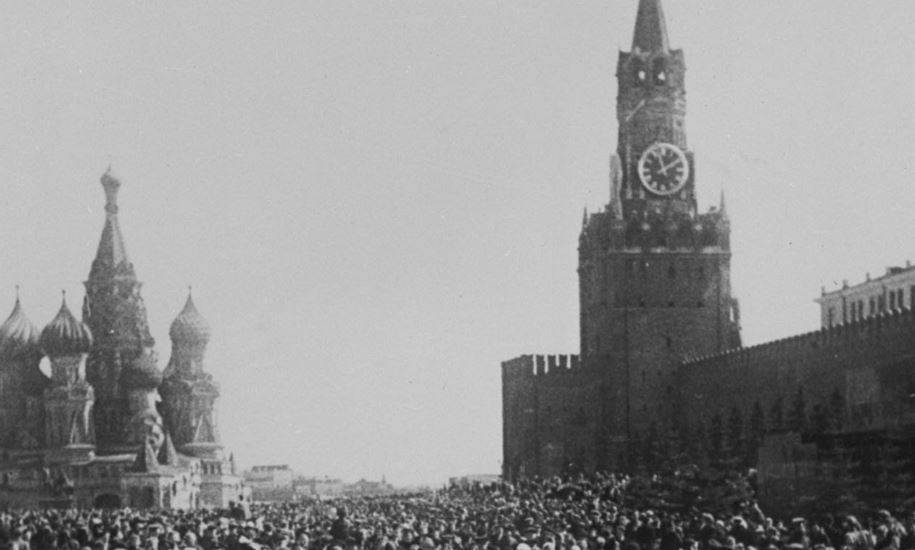 Проект «Москва — с заботой об истории» расскажет о Красной площади в годы войны - vm.ru - Москва