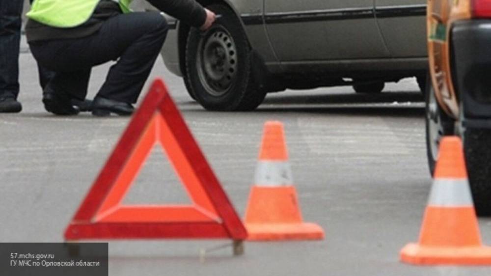 Вадим Наумов - Водитель Mercedes снес дорожный знак при ДТП в центре Волгограда - nation-news.ru - Россия - Волгоград - Волгоградская обл.