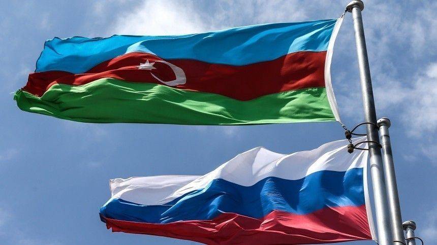 Азербайджанцы из-за закрытия границ родины ночуют на улице в Дагестане - 5-tv.ru - Россия - респ. Дагестан - Азербайджан