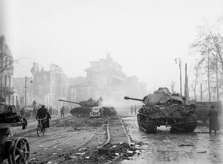 Die Welt (Германия): только победа союзников освободила немцев - inosmi.ru - Германия - Берлин - ГДР