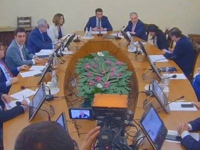 Зограб Мнацаканян - Глава МИД Армении: Обязательства сторон карабахского конфликта должны быть соразмерными и сопоставимыми - news.am - Армения