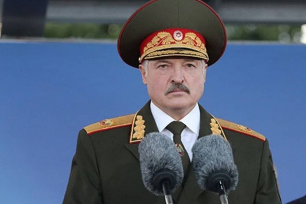 Александр Лукашенко - Игорь Додон - Николай Лукашенко - Лукашенко: на здоровье людей парад Победы не повлияет - mk.ru - Молдавия - Белоруссия