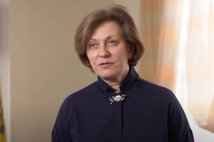 Анна Попова - Попова рассказала, когда станет известно о сроках снятия ограничений в Москве - vm.ru - Москва - Россия