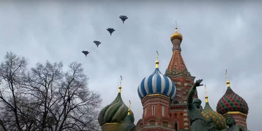 В Москве сняли репетицию авиапарада Победы - ruposters.ru - Москва - Россия
