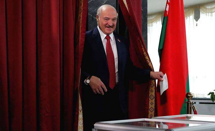 Александр Лукашенко - Игорь Додон - «Это будет точно летом». Лукашенко назвал сроки проведения президентских выборов - gomel.today - Молдавия - Белоруссия